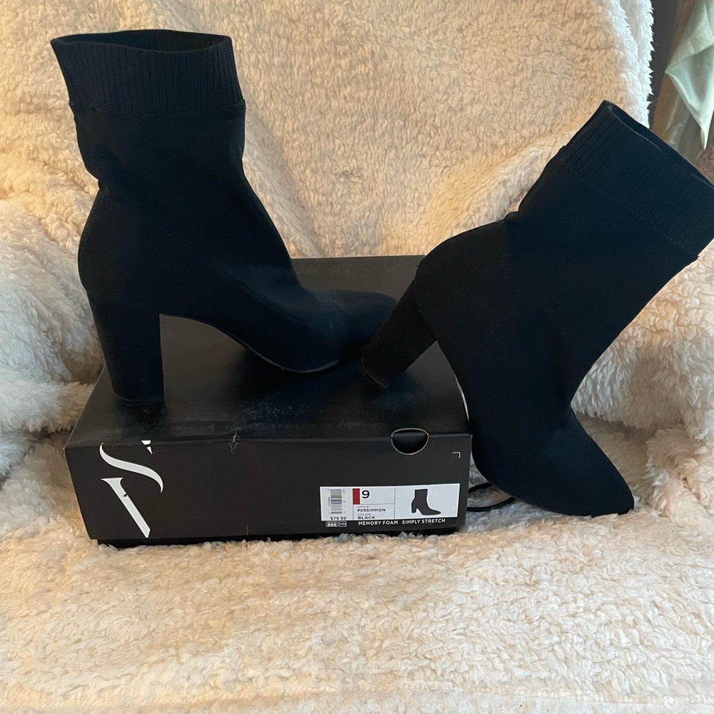 Vera Wang booties